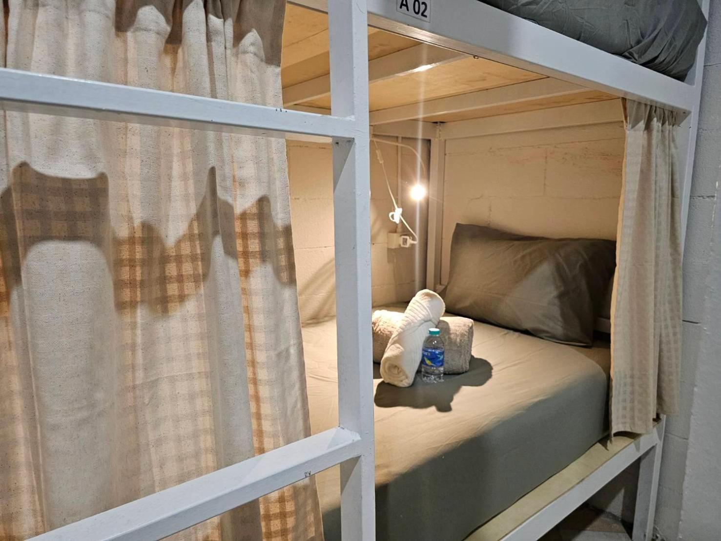 Hao Norn Hostel Thong Sala Exterior photo